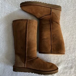 Classic Tall Uggs ‼️